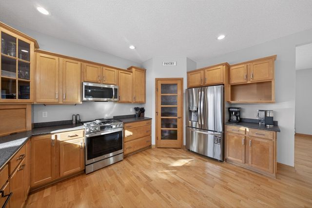 968 Southern View Lane SW, Rochester, MN 55902