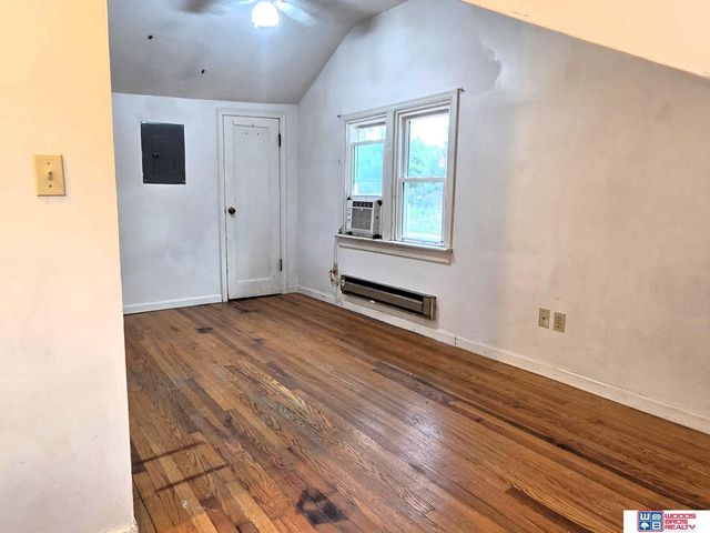 2720 E Street, Lincoln, NE 68510