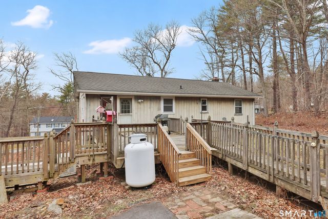 38 Schofield Road, Willington, CT 06279