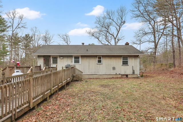 38 Schofield Road, Willington, CT 06279