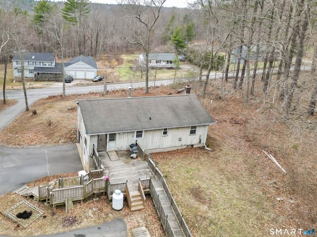 38 Schofield Road, Willington, CT 06279