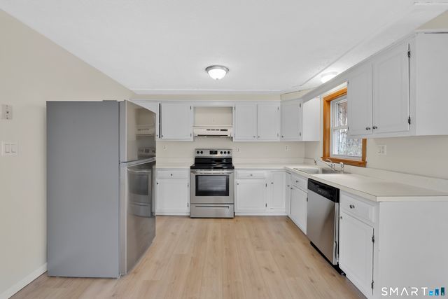 38 Schofield Road, Willington, CT 06279