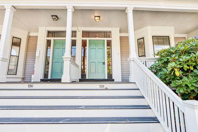 158 Mount Auburn St 1, Cambridge, MA 02138