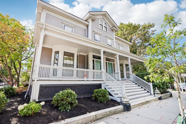 158 Mount Auburn St 1, Cambridge, MA 02138