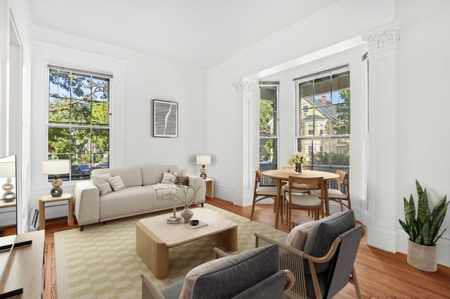158 Mount Auburn St 1, Cambridge, MA 02138