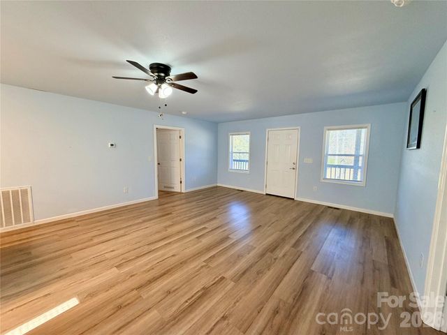 162 Sandstone Drive, Union Mills, NC 28167