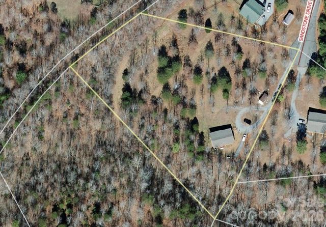 162 Sandstone Drive, Union Mills, NC 28167