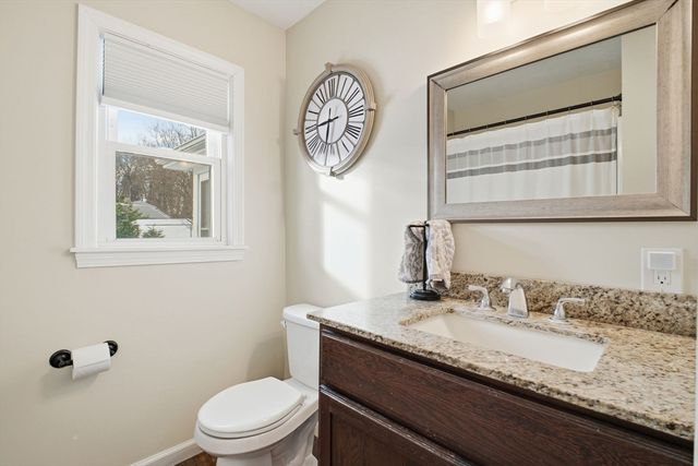 167 Wolcott Ave, West Springfield, MA 01089