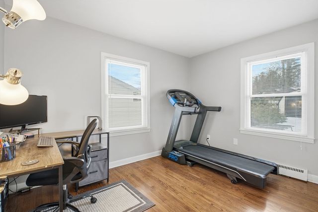 167 Wolcott Ave, West Springfield, MA 01089