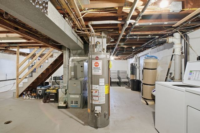 167 Wolcott Ave, West Springfield, MA 01089