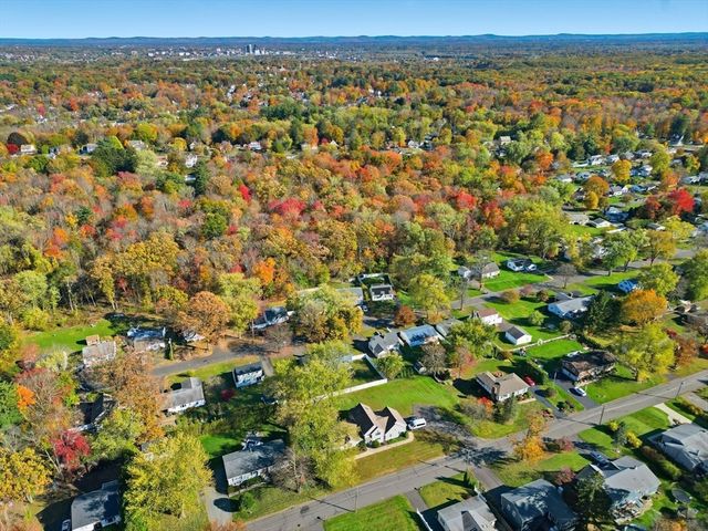 167 Wolcott Ave, West Springfield, MA 01089