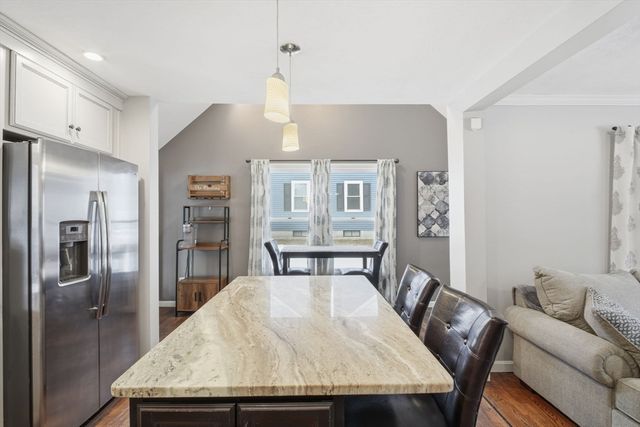 167 Wolcott Ave, West Springfield, MA 01089