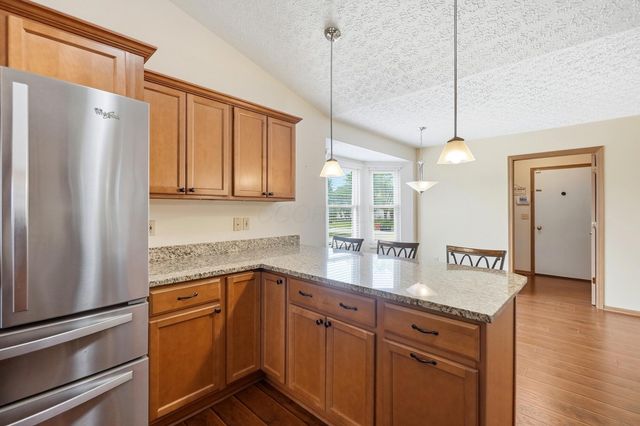 2020 Bellflower Court, Grove City, OH 43123