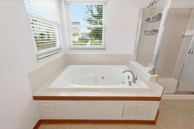 2020 Bellflower Court, Grove City, OH 43123