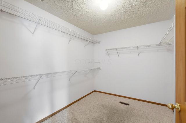2020 Bellflower Court, Grove City, OH 43123