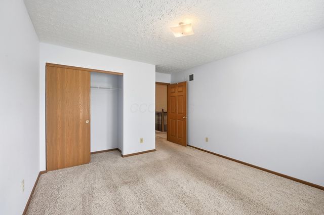 2020 Bellflower Court, Grove City, OH 43123