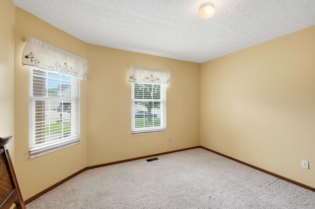 2020 Bellflower Court, Grove City, OH 43123