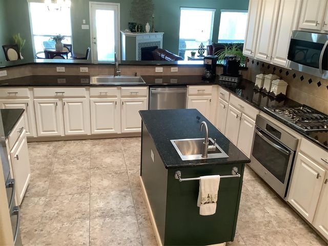 918 Boxelder Pointe, League City, TX 77573