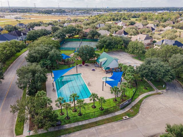 918 Boxelder Pointe, League City, TX 77573