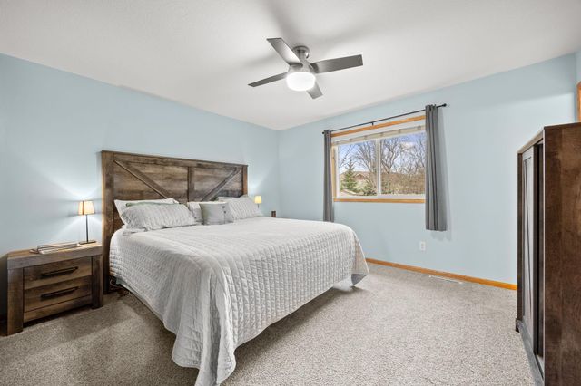 1141 Blackbird Drive SW, Hutchinson, MN 55350