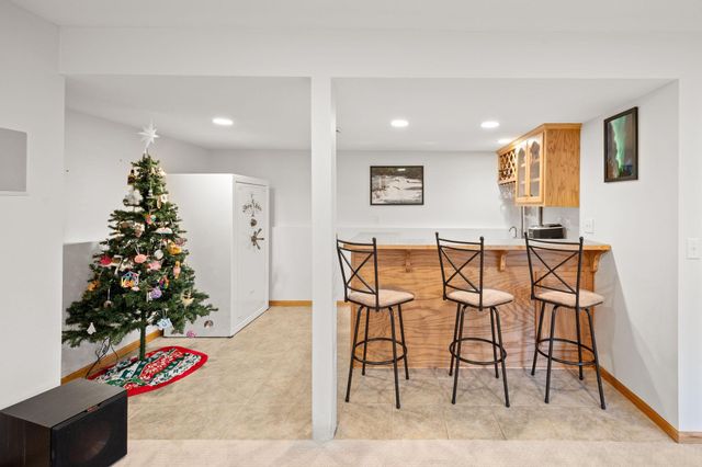 1141 Blackbird Drive SW, Hutchinson, MN 55350