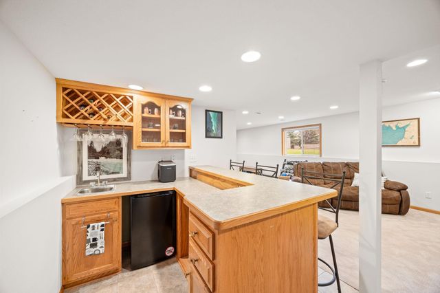 1141 Blackbird Drive SW, Hutchinson, MN 55350