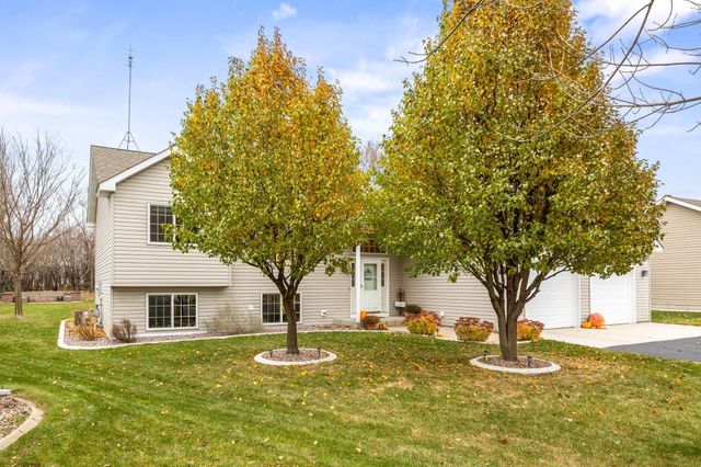 1141 Blackbird Drive SW, Hutchinson, MN 55350