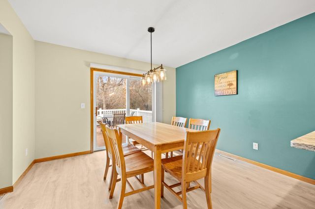 1141 Blackbird Drive SW, Hutchinson, MN 55350