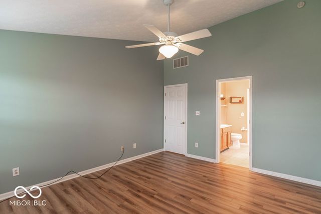 1005 Honeysuckle Court, Mooresville, IN 46158