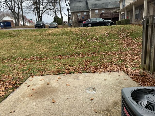 1510 W Knollwood Cir Apt 1, Clarksville, TN 37043