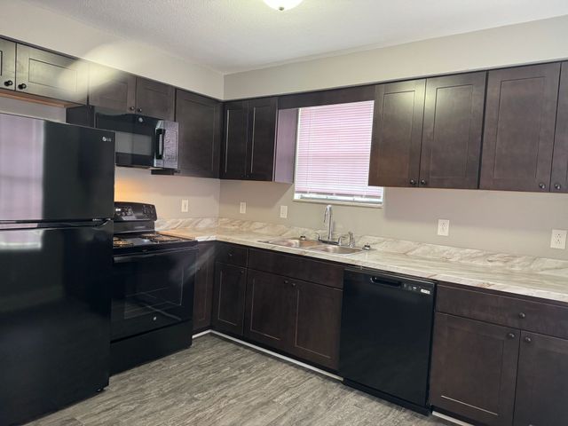 1510 W Knollwood Cir Apt 1, Clarksville, TN 37043