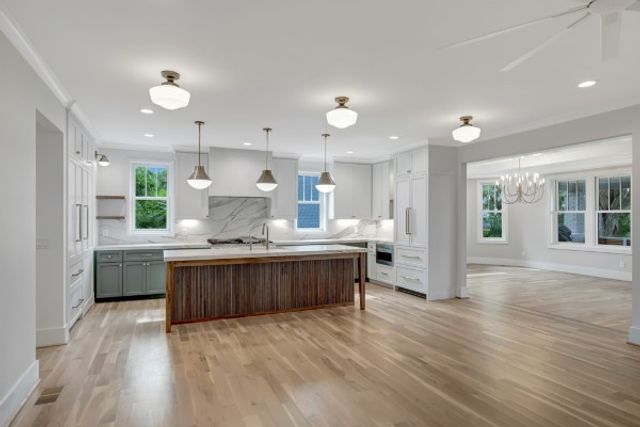 1402 Ashwood Ave, Nashville, TN 37212