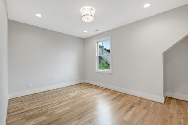 1402 Ashwood Ave, Nashville, TN 37212