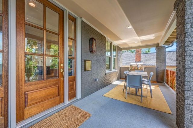 1402 Ashwood Ave, Nashville, TN 37212