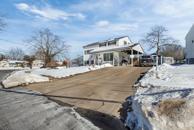 138 Washington Avenue, Old Bridge, NJ 08879