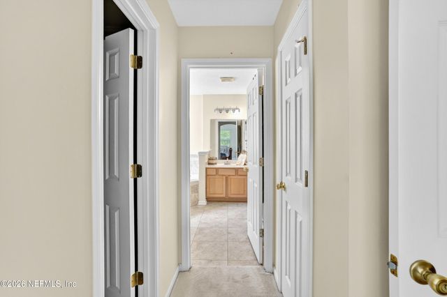 242 SOUTHERN ROSE Drive, Jacksonville, FL 32225