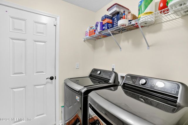 242 SOUTHERN ROSE Drive, Jacksonville, FL 32225