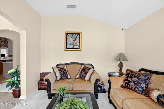 242 SOUTHERN ROSE Drive, Jacksonville, FL 32225