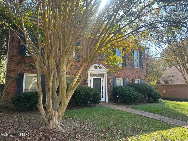 43 S Crownpointe Drive, Jackson, MS 39211