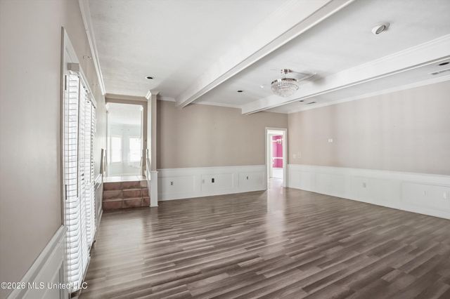 43 S Crownpointe Drive, Jackson, MS 39211