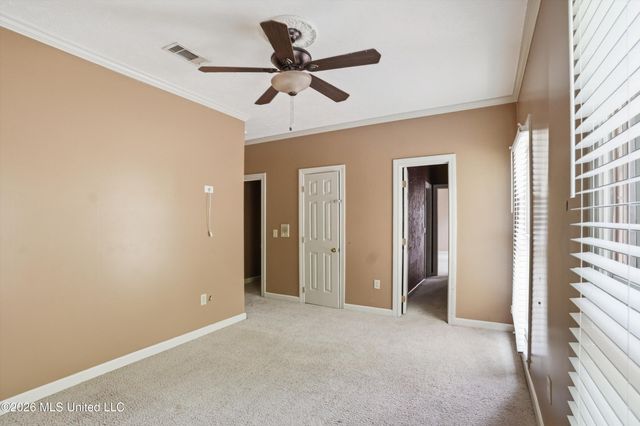 43 S Crownpointe Drive, Jackson, MS 39211