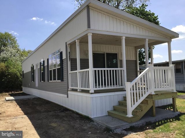 4307 DOVER DR, Morrisville, PA 19067