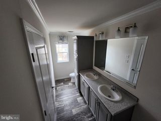 4307 DOVER DR, Morrisville, PA 19067