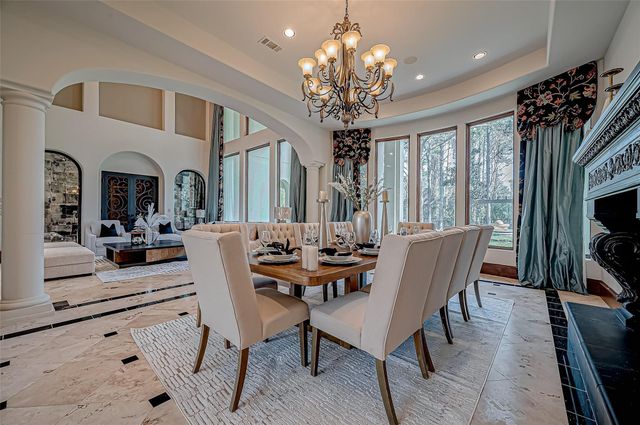 3 Congressional Circle, Spring, TX 77389