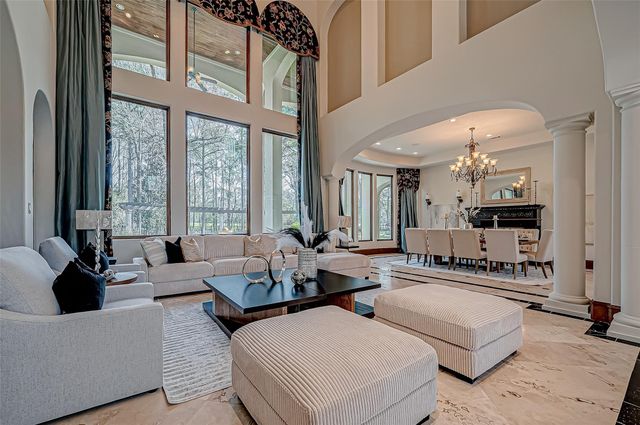 3 Congressional Circle, Spring, TX 77389