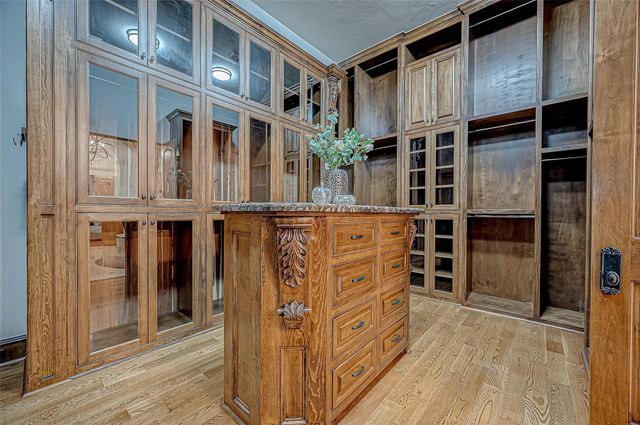 3 Congressional Circle, Spring, TX 77389