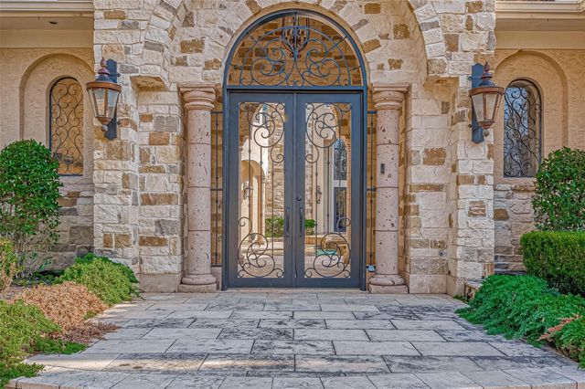 3 Congressional Circle, Spring, TX 77389