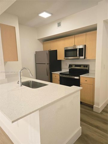 2564 Centergate Dr 208, Miramar, FL 33025