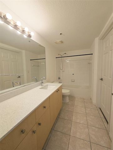 2564 Centergate Dr 208, Miramar, FL 33025