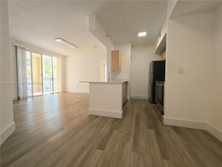 2564 Centergate Dr 208, Miramar, FL 33025